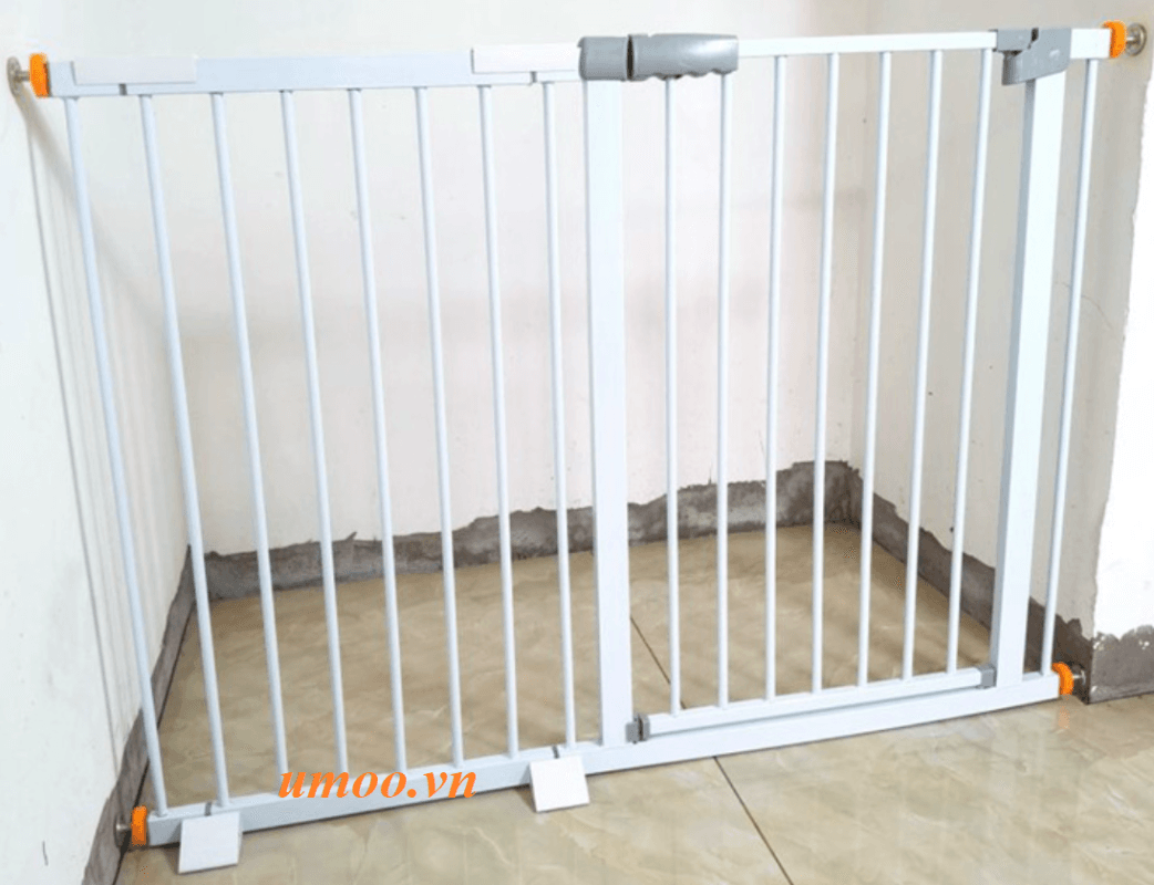 Thanh chắn cầu thang loại nào tốt - Thanh chắn cao 102cm